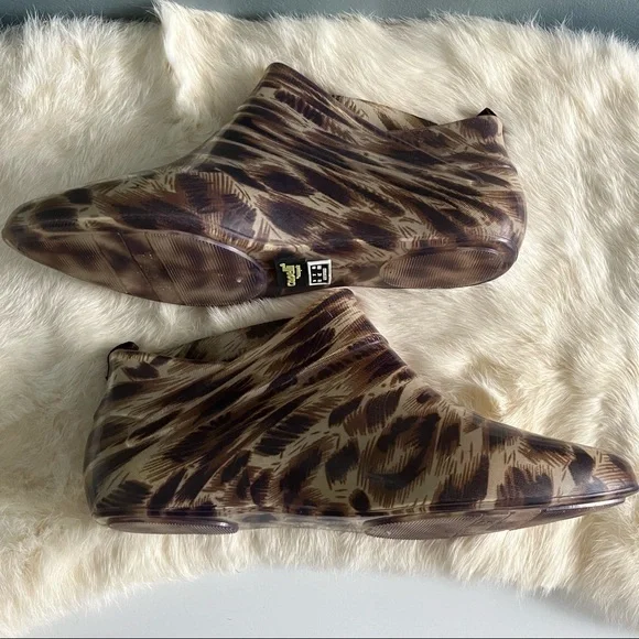 Capelli New York Cheetah Print Rain Boots - Picture 10 of 10